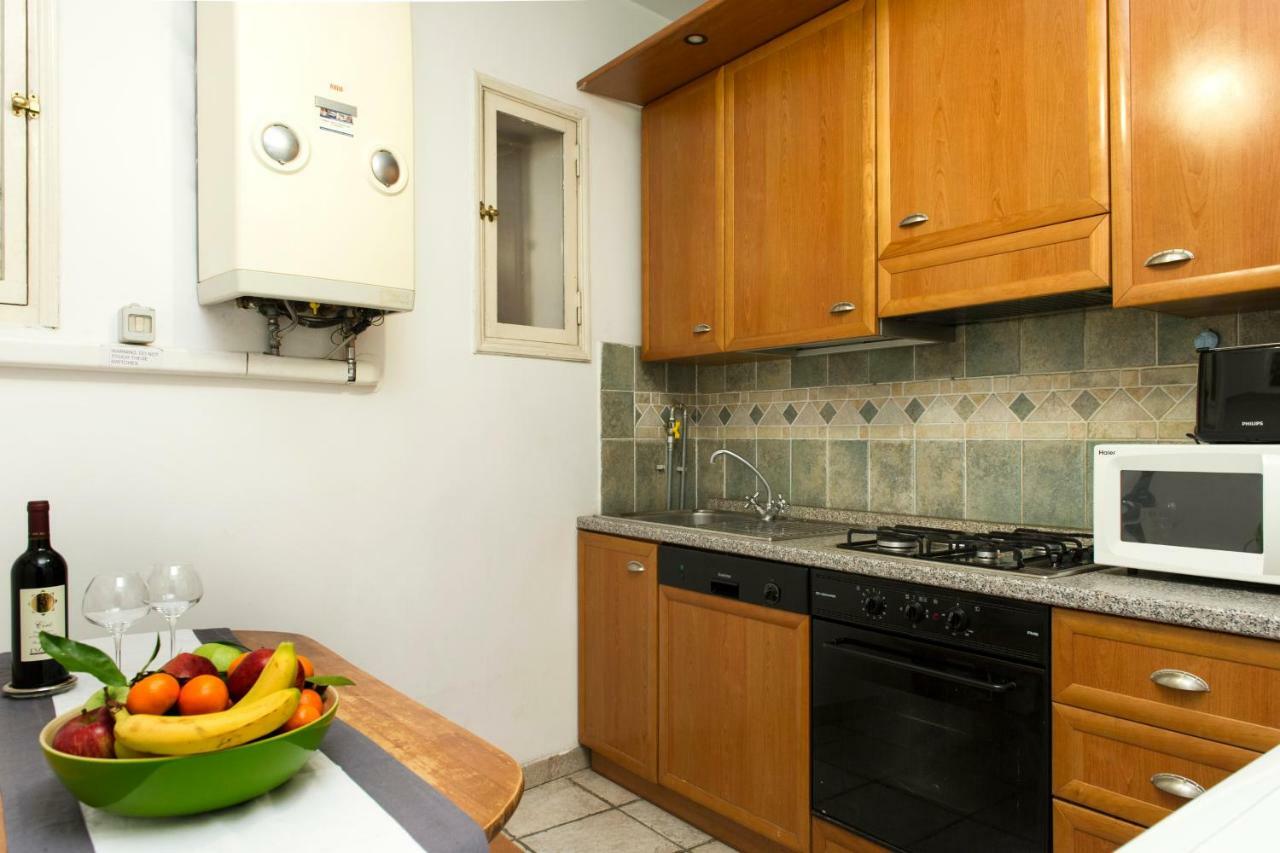 Gregoriana House - Appartamento Con Vista Su Roma Экстерьер фото